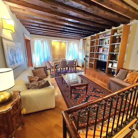 Allegretto Rialto Venedik